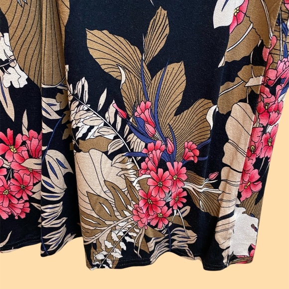 Womens Floral Leaves Short Flutter Sleeve Ruched V-Neck T-shirt Tee Top Blouse - Picture 4 of 4